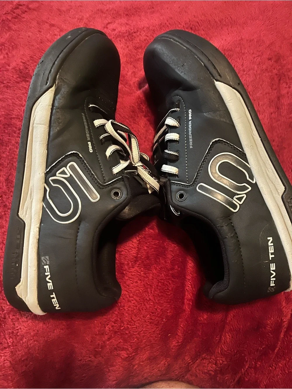 Men's Black adidas five ten size 13